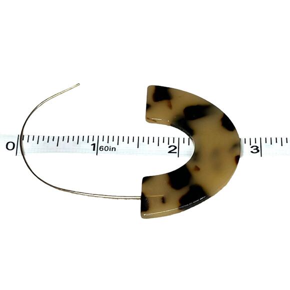 Leopard Tortoise Shell Print Half Hoop Earrings With Gold Tone Metal - Picture 4 of 7